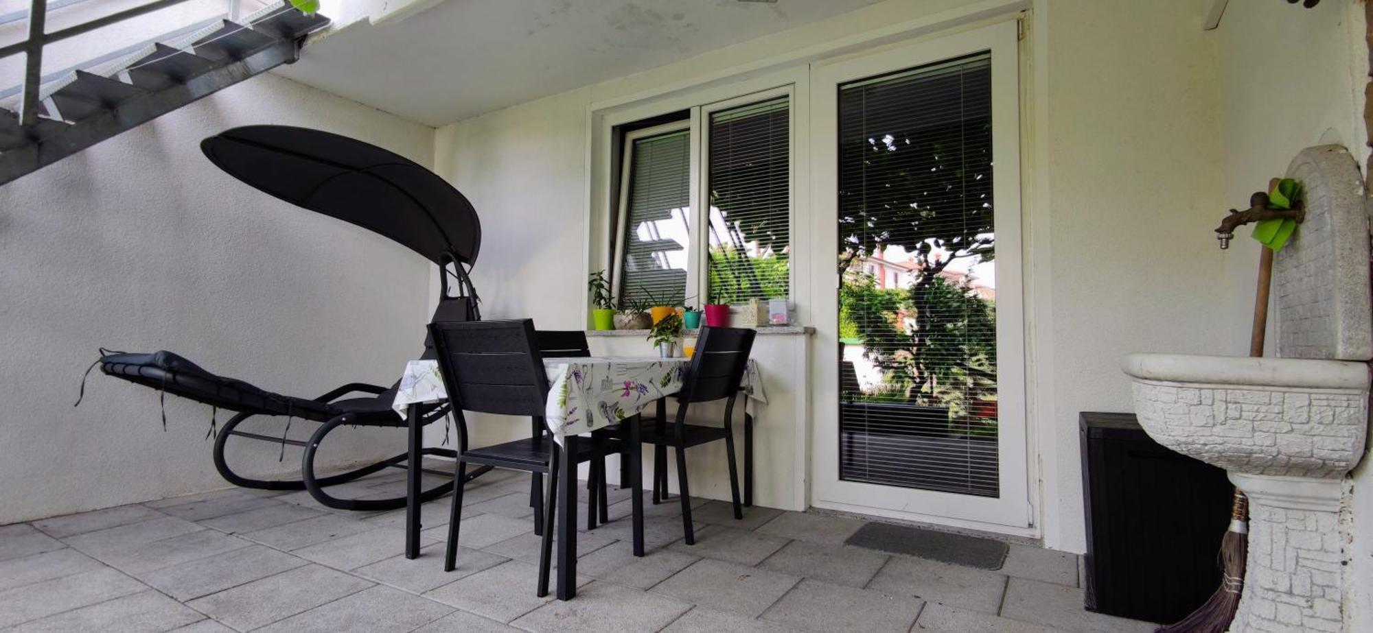 Apartma Dessa Apartment *