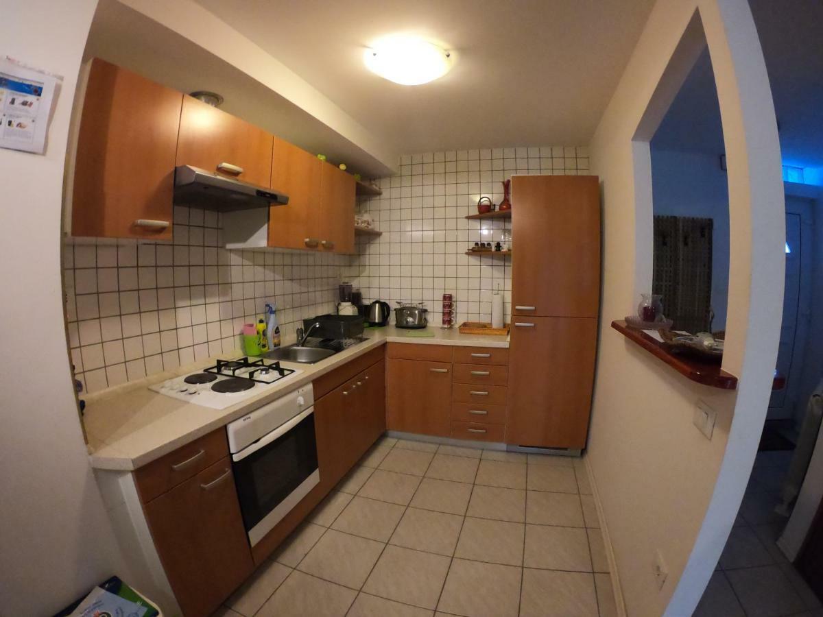 Apartma Dessa *