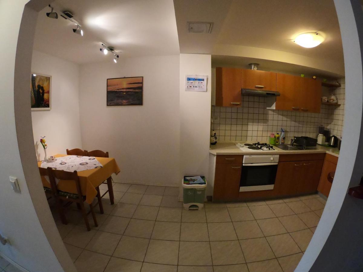 Apartma Dessa *